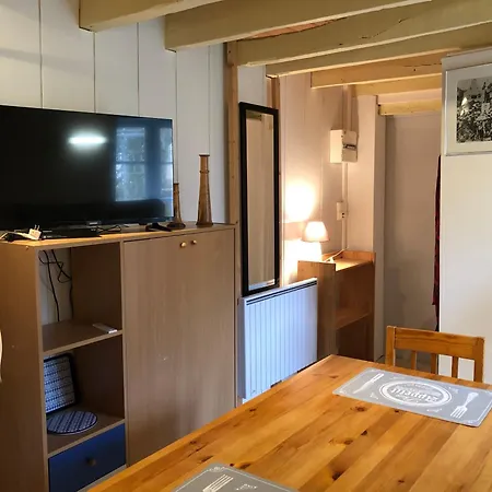 Asnières-sur-vègre, 1 Pièce, 2 Personnes - Fr-1-410-317