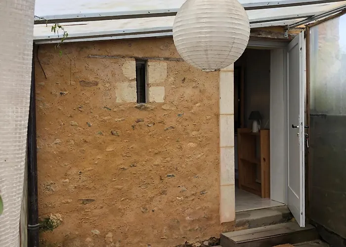 Nid Douillet Pour 2 à Asnières-sur-vègre, Petite Cité De Caractère - Fr-1-410-317 *